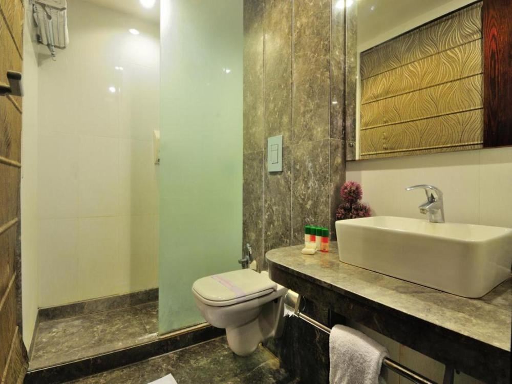 Room image 2