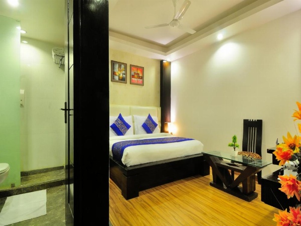 Hotel Elegance image 16