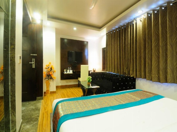 Hotel Elegance image 19
