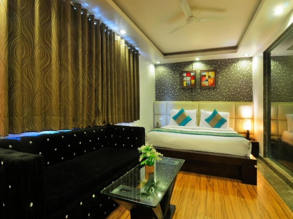Hotel Elegance image 21