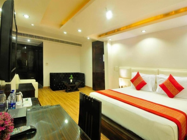 Hotel Elegance image 8